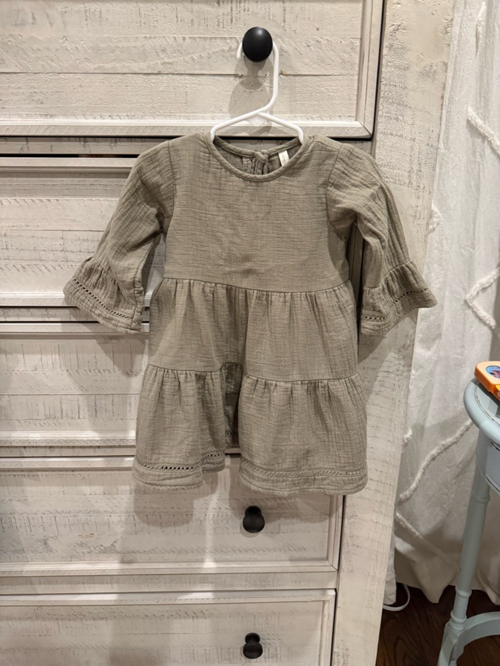 Quincy Mae olive Tiered Textured Dress